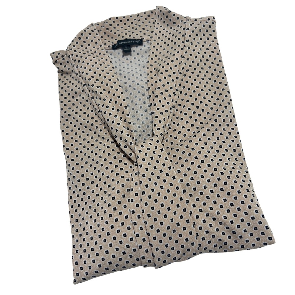 Adrianna Papell Tie Neck Blouse Womens Size M Tan Square Print Short Sleeve E06